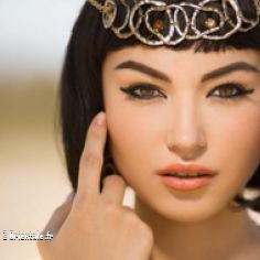 Belle femme égyptienne de type kabyle