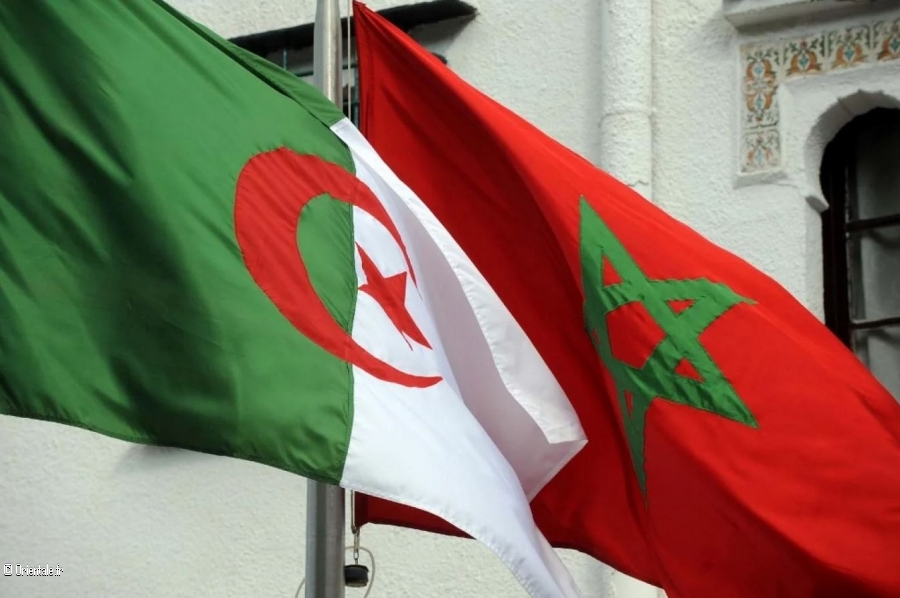 Drapeaux Marocain Algrien