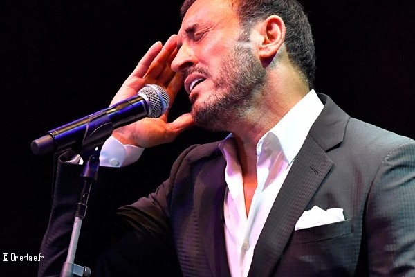 Kazem El Saher en Concert