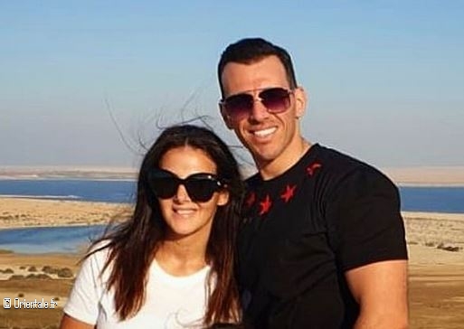 Donia Samir Ghanem en voyage avec son mari