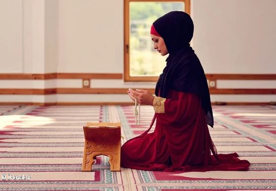 Femme musulmane  la mosque